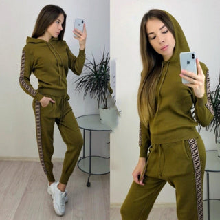 Women's Sets Autumn Hooded Sweatshirt and Pants Set Pullover Two Piece Outfits for Women's Tracksuit Sp133